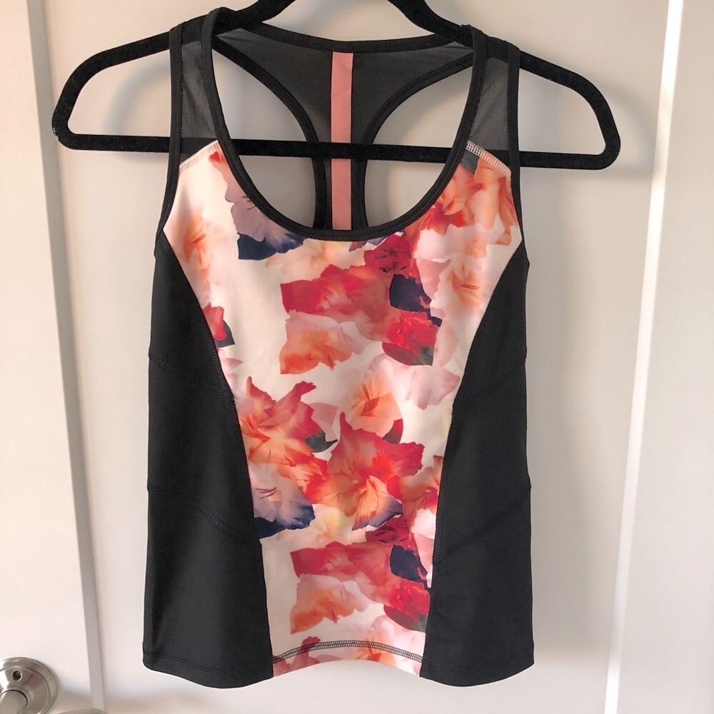 WHBM Floral Black Mesh Insets Workout Tank Gym Yoga Top